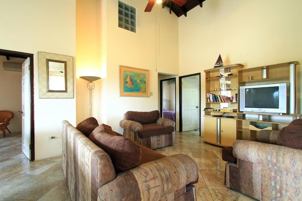 Вилла Sungold House Barbados Сент-Питер Экстерьер фото