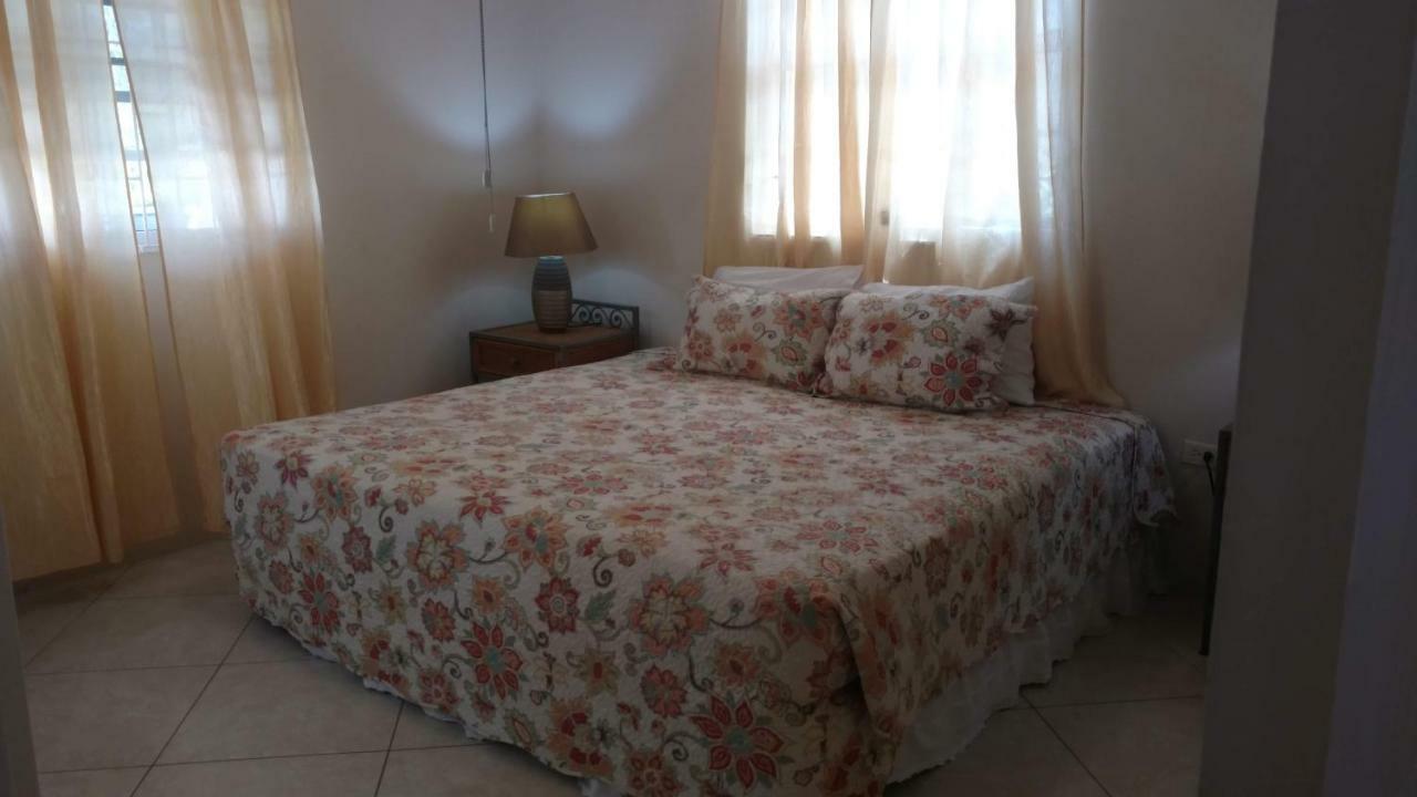 Вилла Sungold House Barbados Сент-Питер Экстерьер фото